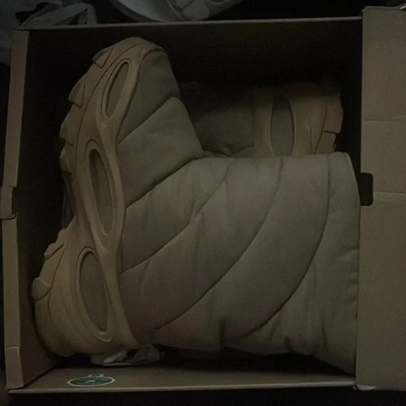 I’m selling Yeezy boots, NSLTD BT YEEZY NSLTD BT  main image 2